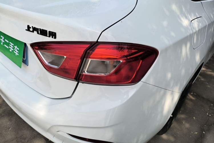 Used Chevrolet Cruze 2018 Redline 320 Automatic Pioneer Edition Right Rear Taillight