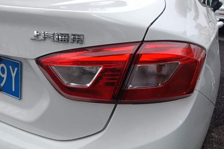 Used Chevrolet Cruze 2018 320 Automatic Pioneer Sunroof Edition Right Rear Taillight