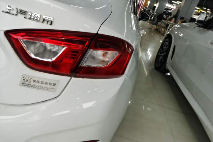 Used Chevrolet Cruze 2018 320 Automatic Pioneer Sunroof Edition Right Rear Taillight