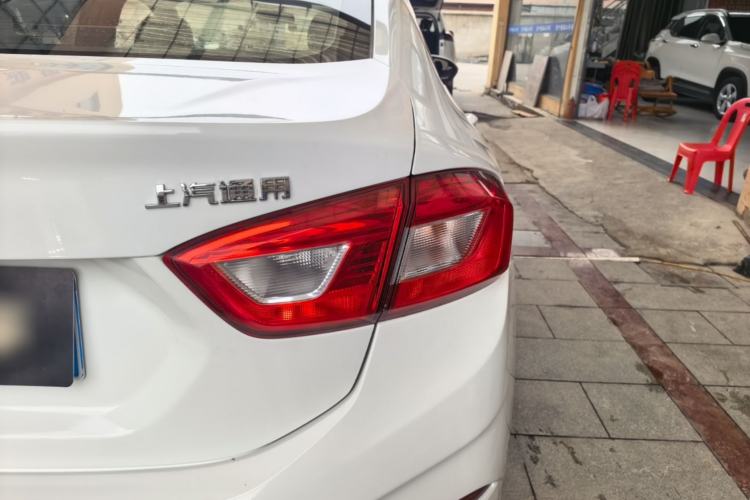 Used Chevrolet Cruze 2018 320 Automatic Pioneer Sunroof Edition Right Rear Taillight