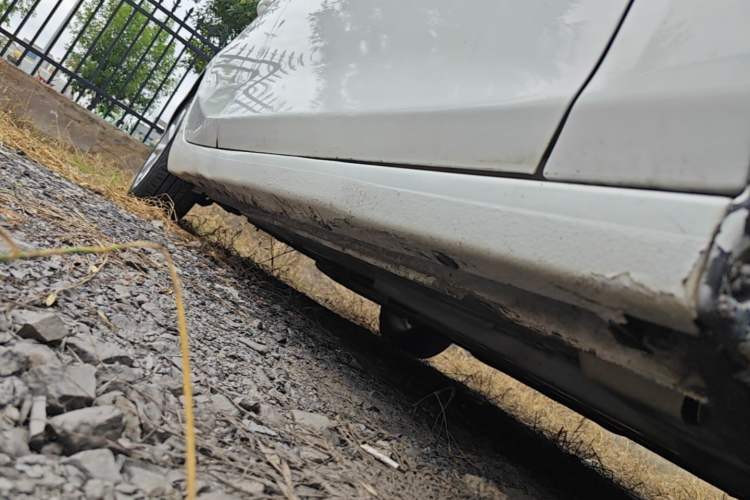 Used Chevrolet Cruze 2018 320 Automatic Pioneer Sunroof Edition Right Side Sill