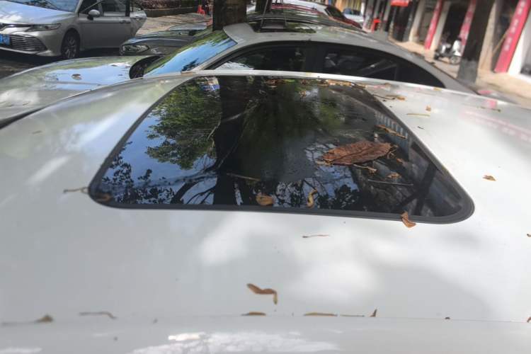 Used Chevrolet Cruze 2018 320 Automatic Pioneer Sunroof Edition Roof