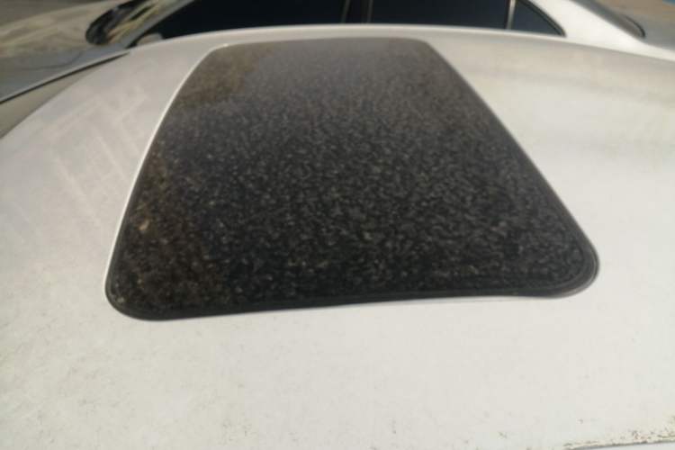 Used Chevrolet Cruze 2018 320 Automatic Pioneer Sunroof Edition Roof