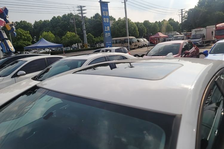 Used Chevrolet Cruze 2018 330T Dual-Clutch Xuanfeng Edition Roof