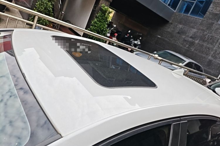 Used Chevrolet Cruze 2018 Hatchback 320 Automatic Xuanfeng Edition Roof