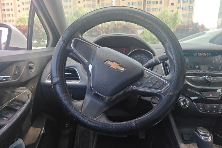 Used Chevrolet Cruze 2018 320 Automatic Xuanfeng Edition Steering Wheel