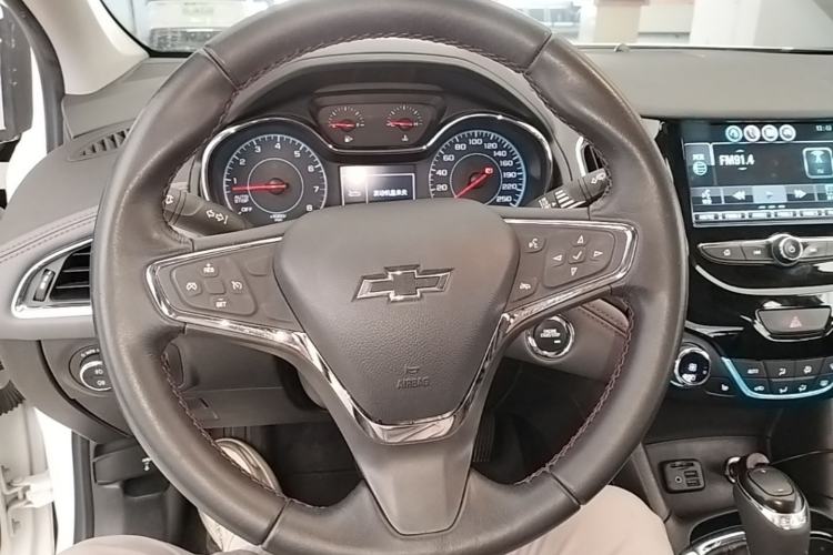 Used Chevrolet Cruze 2018 Redline 330T Dual-Clutch Flagship Edition Steering Wheel