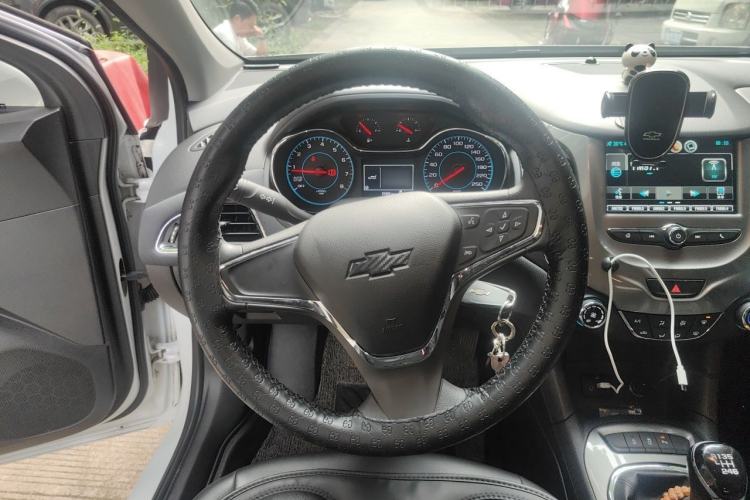 Used Chevrolet Cruze 2018 Revised Version 320 Manual Xuanfeng Edition Steering Wheel