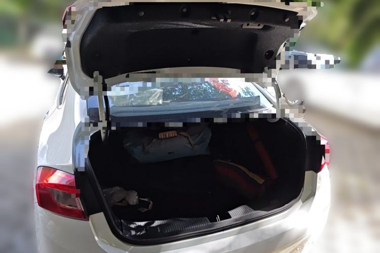 Used Chevrolet Cruze 2018 320 Automatic Pioneer Sunroof Edition Trunk