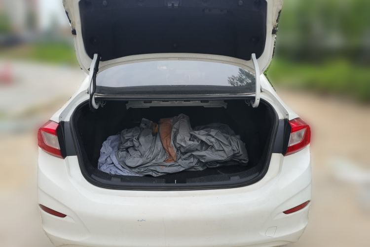 Used Chevrolet Cruze 2018 Hatchback 320 Automatic Pioneer Sunroof Edition Trunk