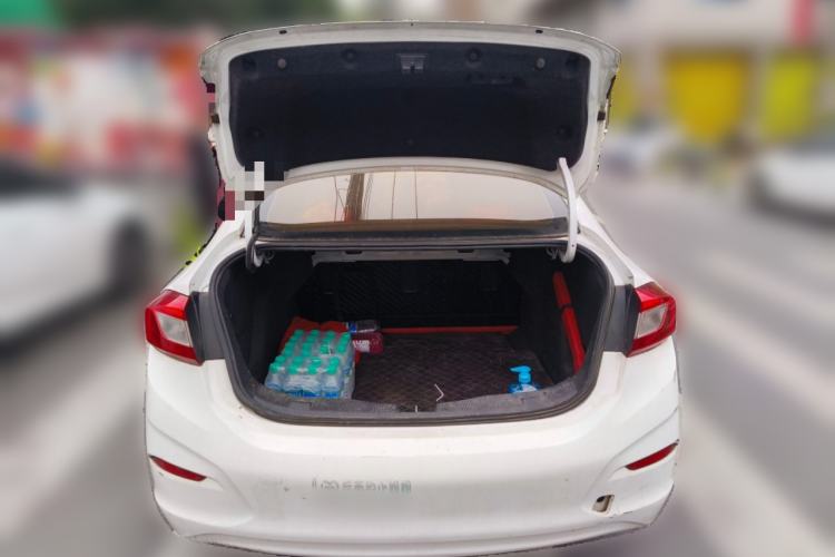 Used Chevrolet Cruze 2018 320 Automatic Pioneer Sunroof Edition Trunk