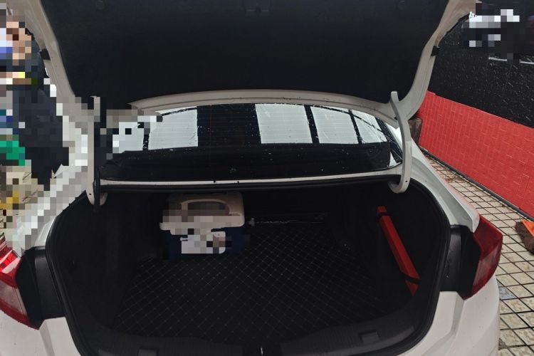Used Chevrolet Cruze 2018 320 Automatic Pioneer Sunroof Edition Trunk