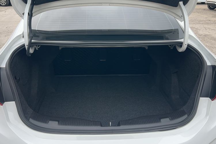 Used Chevrolet Cruze 2018 Redline 320 Automatic Pioneer Edition Trunk