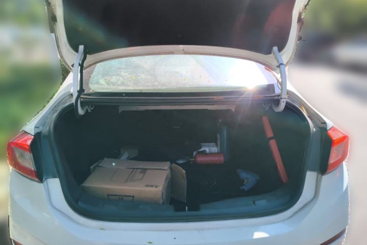 Used Chevrolet Cruze 2018 320 Automatic Pioneer Sunroof Edition Trunk