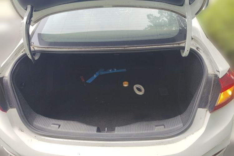 Used Chevrolet Cruze 2018 320 Automatic Pioneer Sunroof Edition Trunk