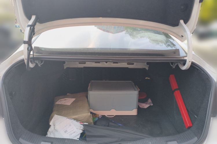 Used Chevrolet Cruze 2018 320 Automatic Pioneer Sunroof Edition Trunk