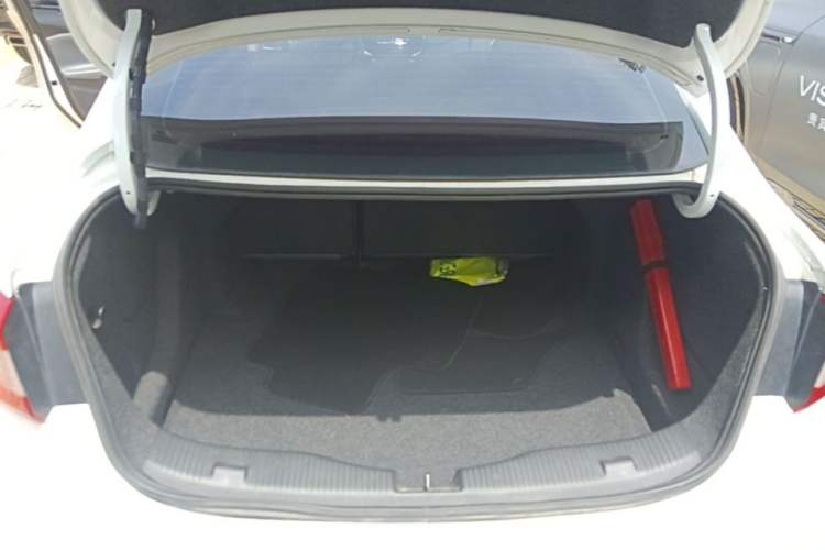 Used Chevrolet Cruze 2018 Redline 320 Automatic Xuanfeng Urban Edition Trunk