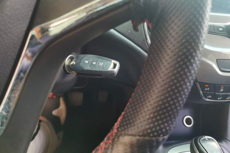 Used Chevrolet Cruze 2018 320 Automatic Pioneer Sunroof Edition Vehicle Key