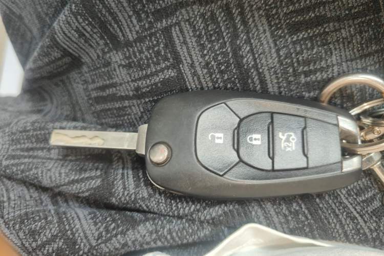 Used Chevrolet Cruze 2018 Revised Version 320 Manual Xuanfeng Edition Vehicle Key