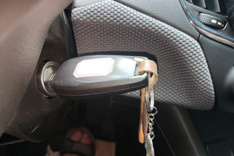 Used Chevrolet Cruze 2018 320 Automatic Pioneer Sunroof Edition Vehicle Key