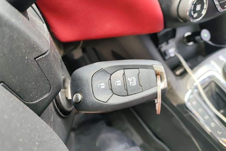 Used Chevrolet Cruze 2018 Redline 320 Automatic Pioneer Edition Vehicle Key