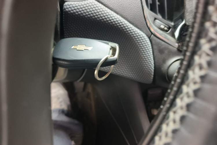 Used Chevrolet Cruze 2018 Redline 320 Automatic Pioneer Edition Vehicle Key