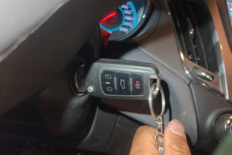 Used Chevrolet Cruze 2018 320 Manual Xuanfeng Edition Vehicle Key