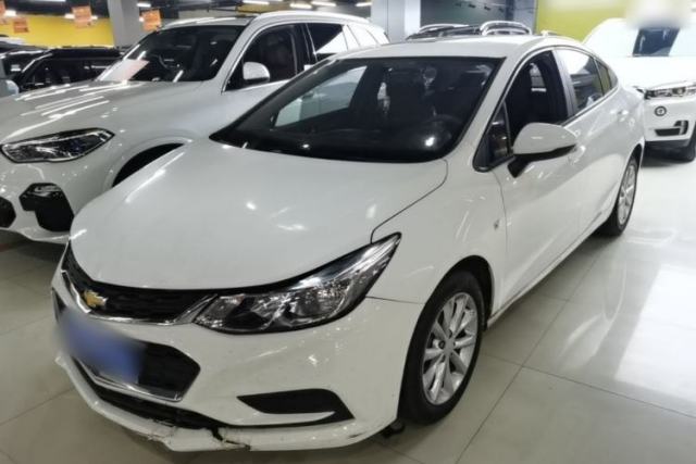 Used Chevrolet Cruze 2018 320 Automatic Pioneer Sunroof Edition