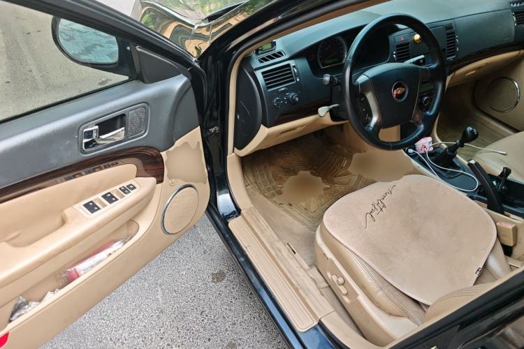 Used Chevrolet Epica 2007 2.0 Manual Luxury Version Driver Seat