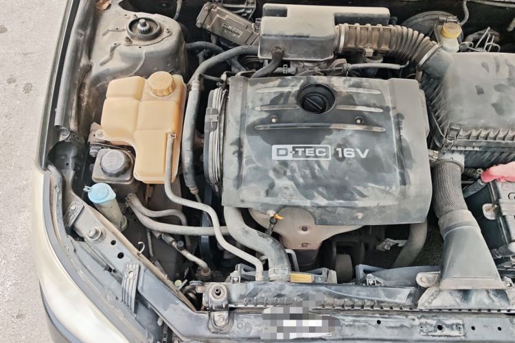 Used Chevrolet Epica 2007 2.0 Manual Luxury Version Engine Bay Right