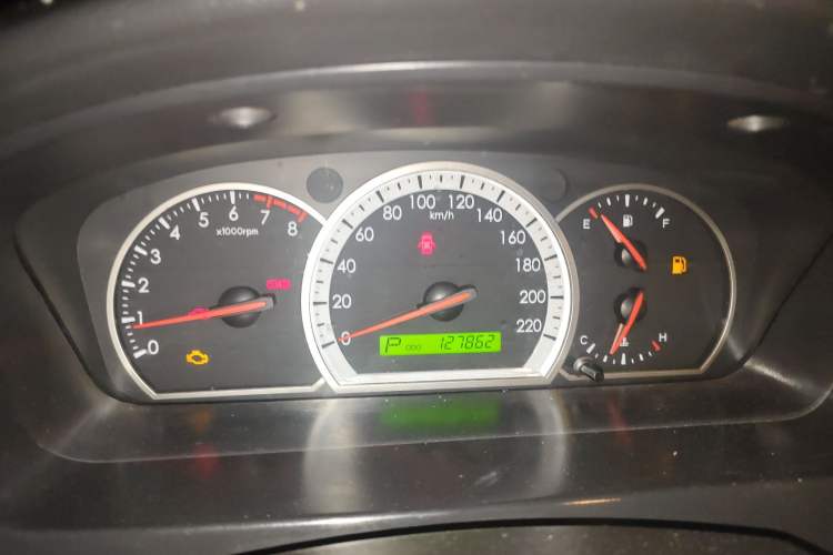 Used Chevrolet Epica 2008 2.0 Manual Executive Edition Instrument Cluster