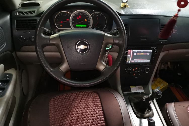 Used Chevrolet Epica 2008 2.0 SE Manual Comfort Version Steering Wheel
