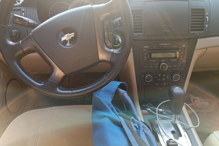 Used Chevrolet Epica 2010 1.8 Comfort Edition AT Center Console