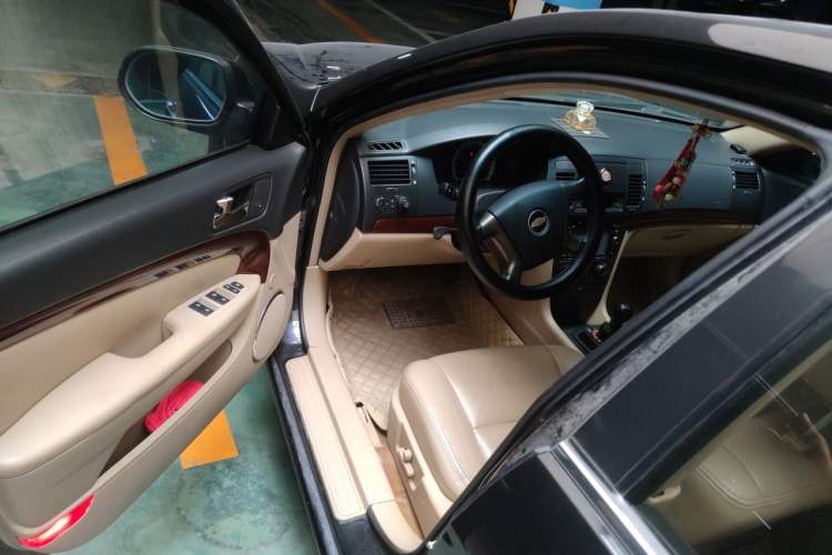 Used Chevrolet Epica 2010 1.8 Luxury Navigation Model MT Driver Seat