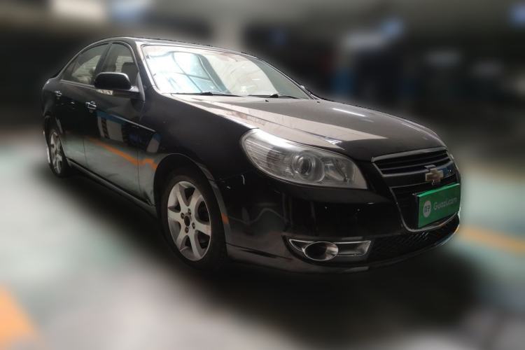 Used Chevrolet Epica 2010 1.8 Luxury Navigation Model MT Front Right 45 Deg