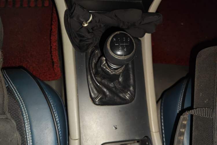 Used Chevrolet Epica 2010 1.8 ZhiZhen Edition MT Gear Lever
