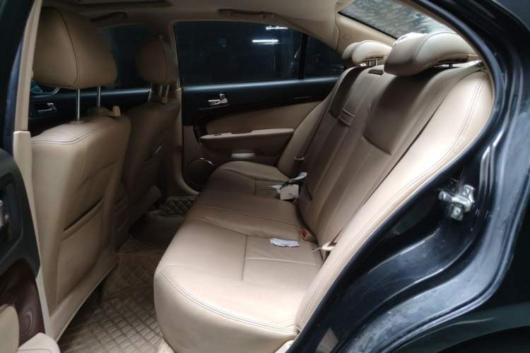 Used Chevrolet Epica 2010 1.8 Luxury Navigation Model MT Left Rear Seat