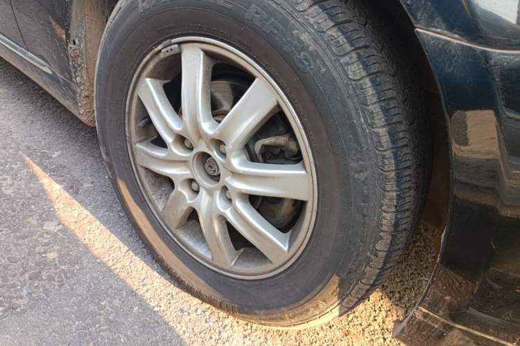 Used Chevrolet Epica 2010 1.8 Comfort Edition AT Right Front Wheel Hub