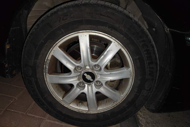 Used Chevrolet Epica 2010 1.8 ZhiZhen Edition MT Right Front Wheel Hub