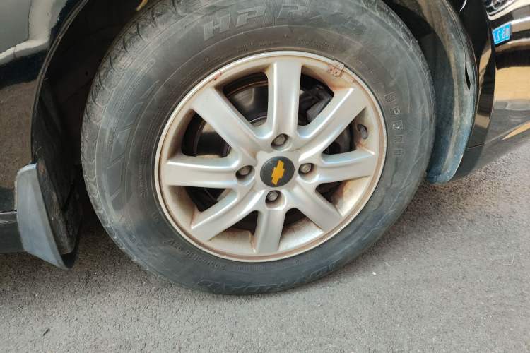 Used Chevrolet Epica 2010 1.8 Comfort Edition AT Right Front Wheel Hub
