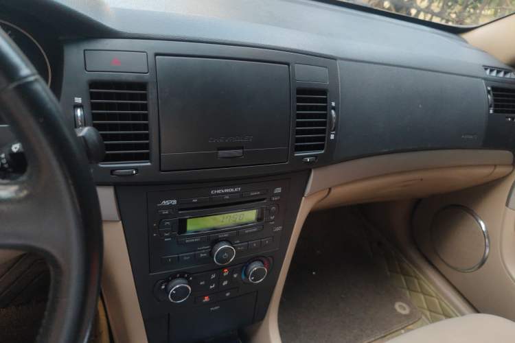 Used Chevrolet Epica 2010 1.8 Comfort Edition AT Audio And AC Panel