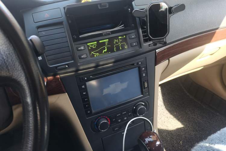 Used Chevrolet Epica 2010 1.8 Luxury Edition AT Audio And AC Panel