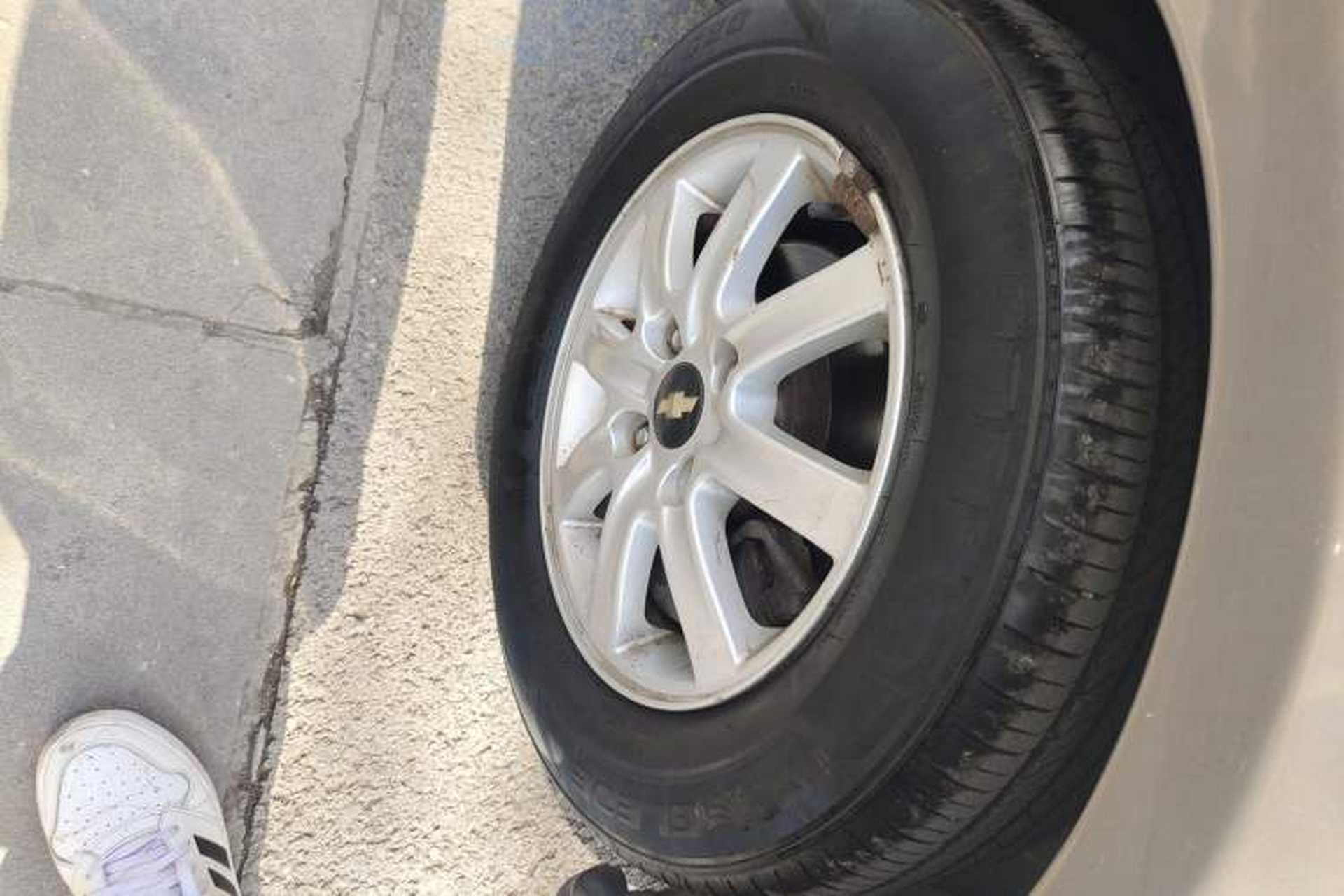 Used Chevrolet Epica 2010 1.8 Comfort Edition MT Right Front Wheel Hub