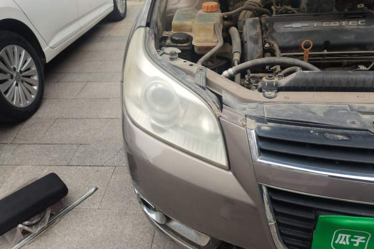 Used Chevrolet Epica 2010 1.8 Comfort Edition AT Right Front Headlight
