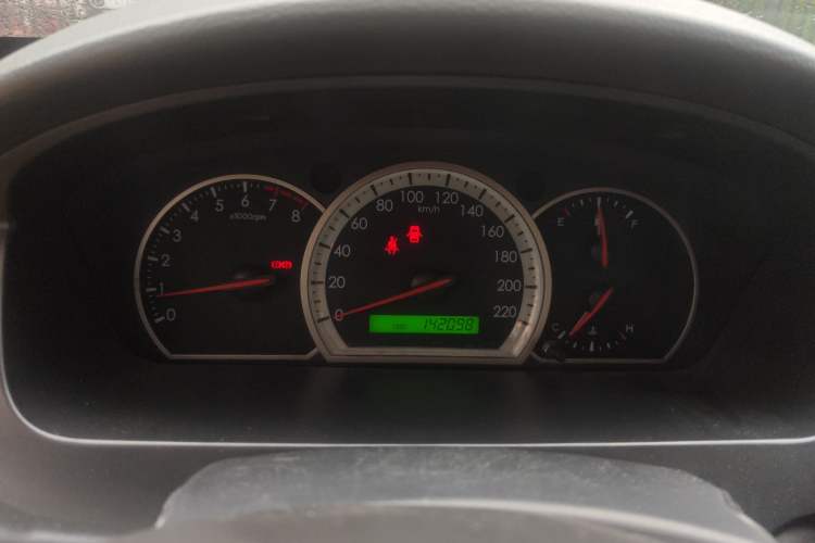 Used Chevrolet Epica 2010 1.8 Luxury Edition MT Instrument Cluster