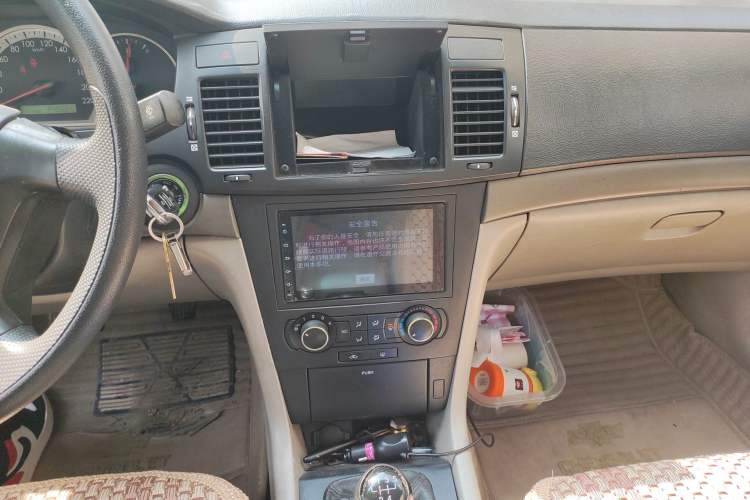 Used Chevrolet Epica 2011 1.8 ZhiZhen Edition MT Audio And AC Panel