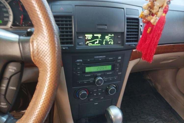 Used Chevrolet Epica 2011 1.8 Luxury Edition AT Audio And AC Panel