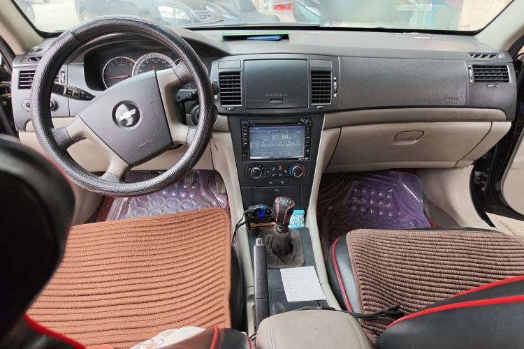 Used Chevrolet Epica 2011 1.8 ZhiZhen Edition MT Center Console