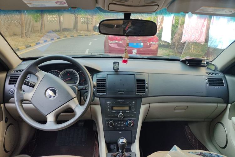 Used Chevrolet Epica 2011 1.8 ZhiZhen Edition MT Center Console