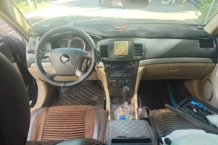 Used Chevrolet Epica 2011 1.8 Comfort Edition AT Center Console